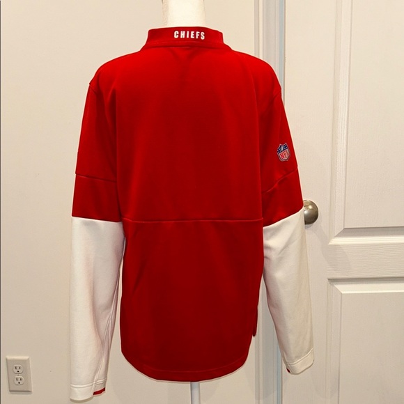Nike Men's Kansas City Chiefs Quarter-Zip Pullover, Size Small - Picture 4 of 8